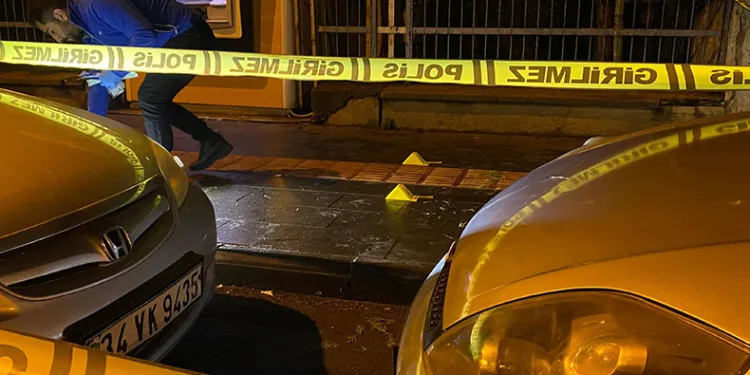 Cadde üzerinde silahlı saldırıya uğrayan kadın ağır yaralandı