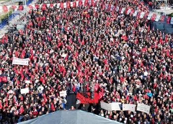 “29 Ekim Bulvarı’nda gönüller birleşti”