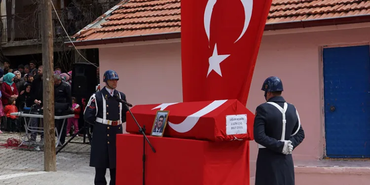 Uzman çavuşa Karaman’da acı veda