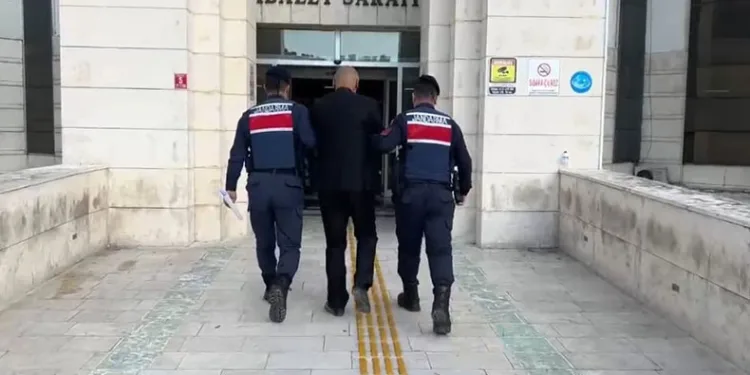 Edremit’te iki terör şüphelisi yakalandı