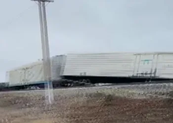 Kazakistan’da tren kazası
