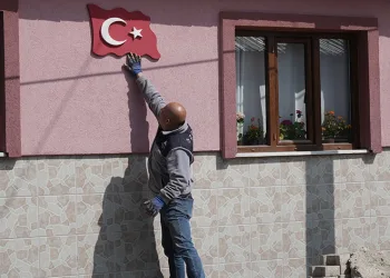 Seçilmeden icraata başladı