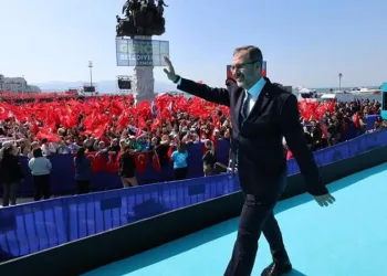 “Siyasi tarihimize adeta bir kilometre taşı belirlemiştir”