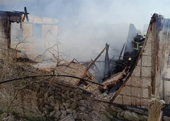 Ordu’da 2 katlı evde yangın