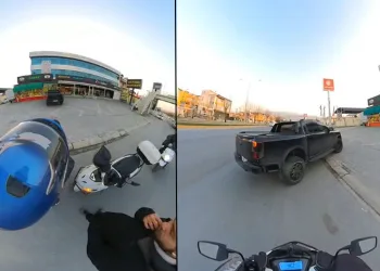 Kavga edecekken bir anda sarıldılar