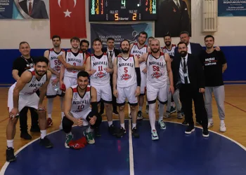 Nazilli Belediyespor Erkek Basketbol Takımı önde başladı