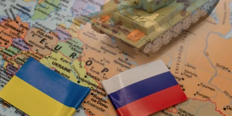 Ukrayna, Rus devriye gemisini vurdu