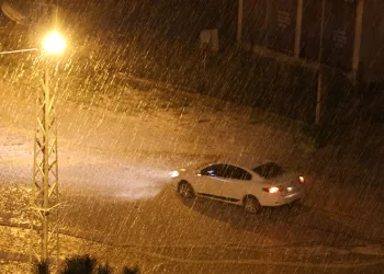 Kozan’da sağanak ve dolu etkili oldu