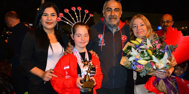 Down Sendromlu Selin Naz, dünya şampiyonu oldu