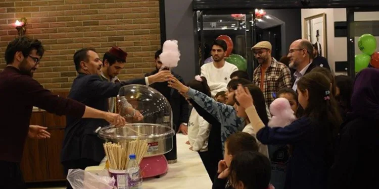 Vali Aktaş, yetim çocuklarla bir araya geldi