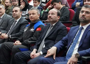 Gezeravcı ETÜ’lü gençlerle buluştu