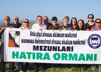 Daha yeşil bir Ayvalık için fidanlar toprakla buluştu