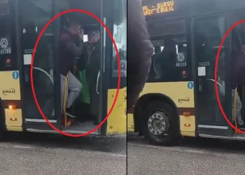 Yolcu dolu otobüsün içi bir anda ringe döndü