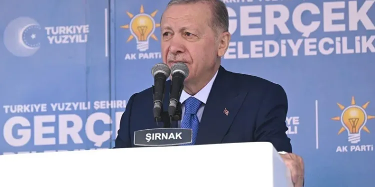 “Kimin eli kimin cebinde belli değil”