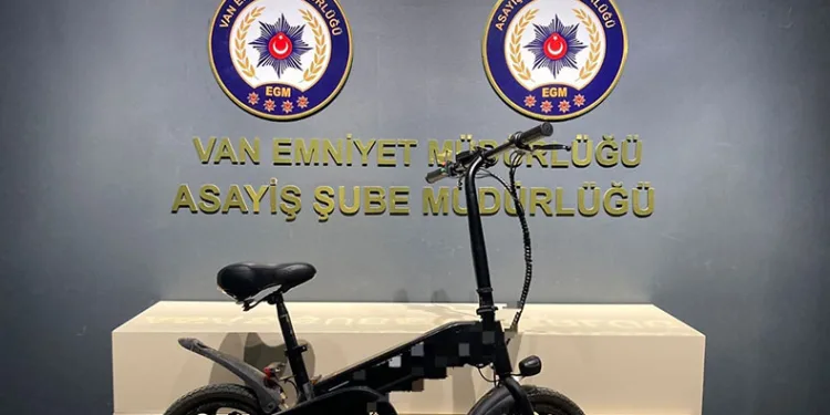 Van’da değişik suçlardan 44 kişi tutuklandı