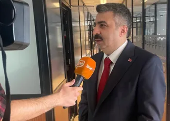 Oktay Yılmaz Line Tv’yi ziyaret etti