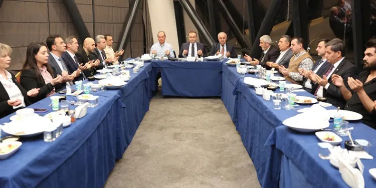 Zeki Aygün’e veda iftarı
