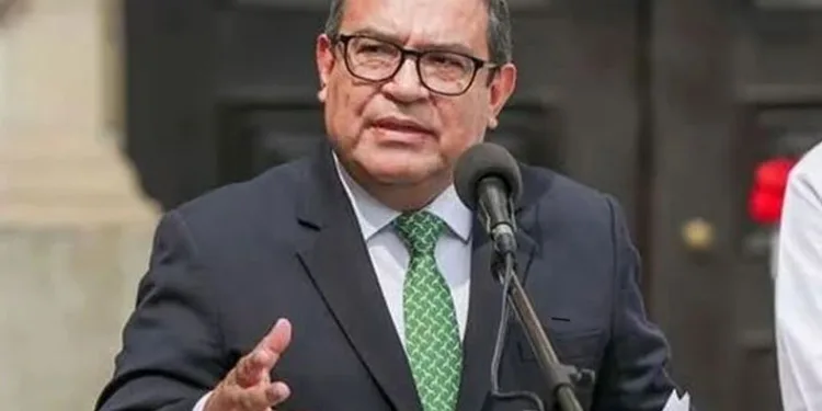 Peru Başbakanı Otarola istifa etti
