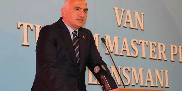 “Hiçbir işimiz günü kurtarmak adına yapılmıyor”