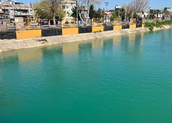 Sulama kanalına giren 2 çocuk akıntıya kapıldı