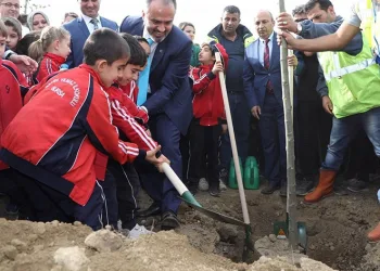 Başkan Aktaş’tan Hamitler’e Botanik Parkı müjdesi