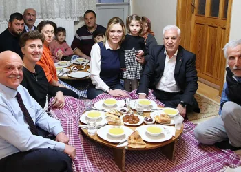 Bozbey, iftar sofrasına konuk oldu