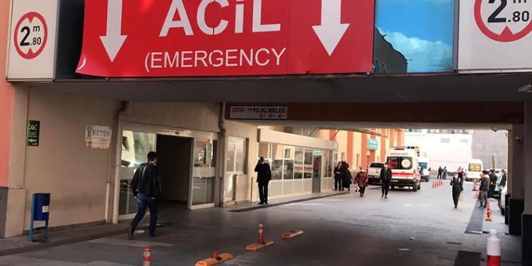 Aracın içinde başından vurulmuş halde bulundu
