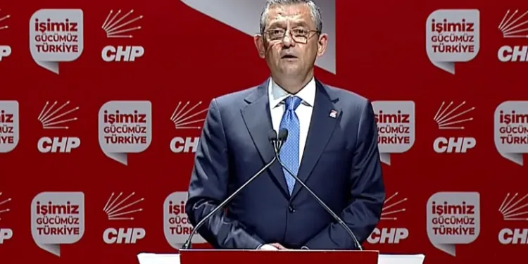‘Yeni bir siyaset kuruldu’