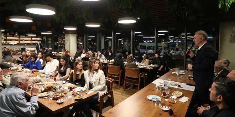 İnegöl’ün geçmişi ile geleceği aynı iftarda buluştu