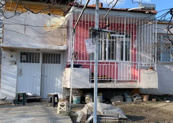 Teklifleri umursamadan, arazisini jandarmaya bağışladı