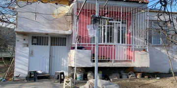 Teklifleri umursamadan, arazisini jandarmaya bağışladı