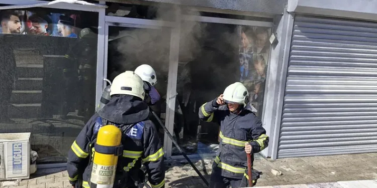 Antakya’da bir iş yerinde yangın çıktı