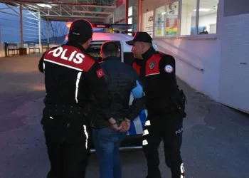 12 ayrı kaydı bulunan şüpheli yakalandı