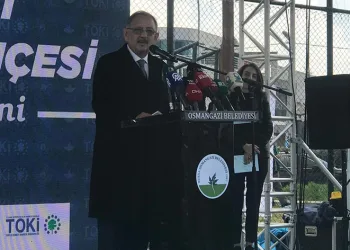 “Ayrılan bütçenin 2 katını ajanslara verdi”