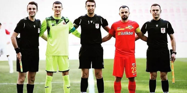 Alim Kandemir faal futbol hakemliğini bıraktı