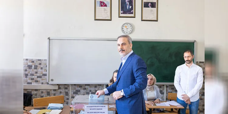 Dışişleri Bakanı Fidan oyunu Ankara’da kullandı