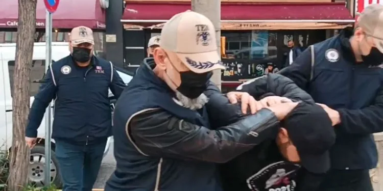 DEAŞ’li 4 örgüt mensubu polis tarafından yakalandı