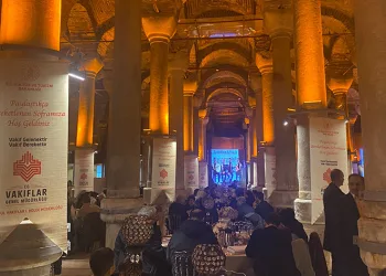 Tarihi Binbirdirek Sarnıcı’nda iftar programı