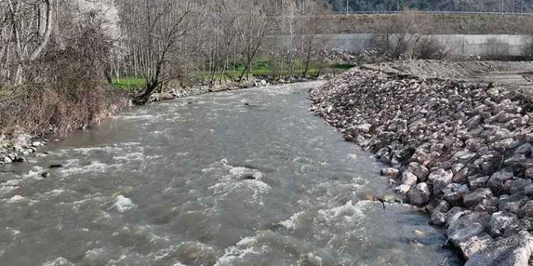 Karasu Deresi taşkın koruma seddi çalışması tamamlandı