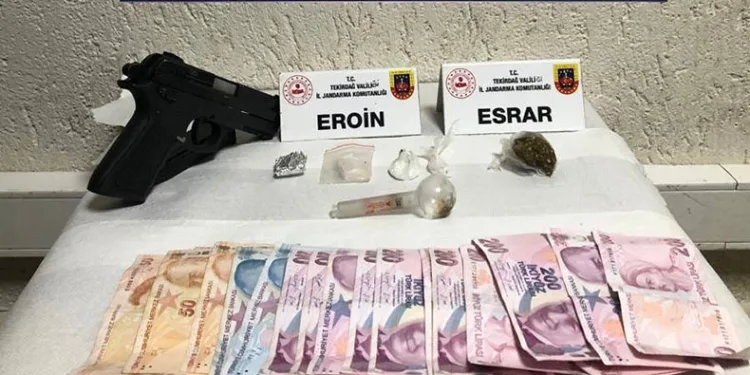 Jandarma uyuşturucuya geçit vermiyor