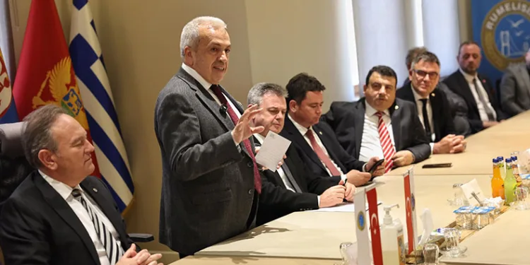 “Yeni bakış açılarına ihtiyaç var”