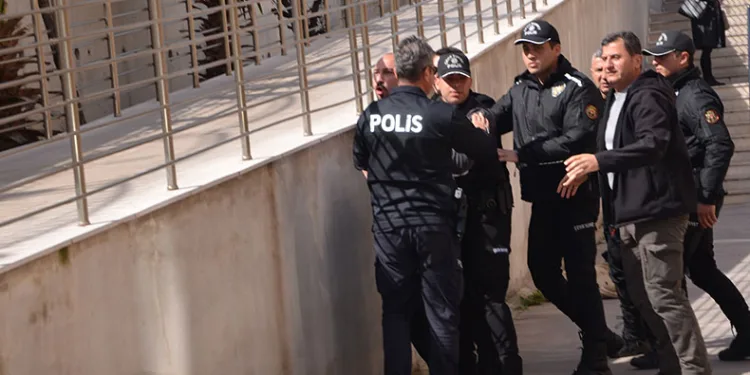 Manisa Adliyesinde gerginlik