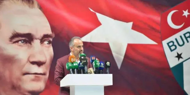 Bursaspor Kulübü, Alinur Aktaş’a teşekkür etti