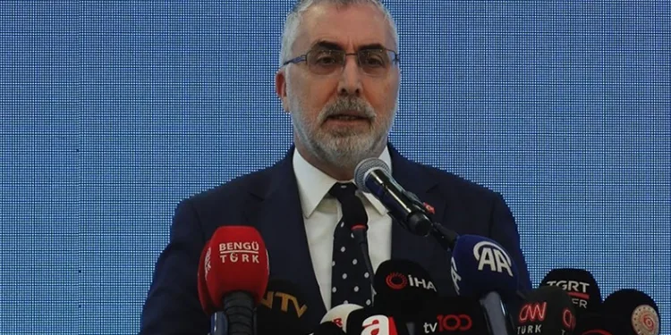 “45 bin kadını işe yerleştirdik“