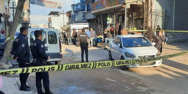 Otomobilin çarptığı 4 yaşındaki çocuk hayatını kaybetti