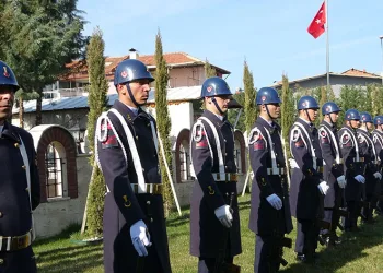 Çanakkale şehitleri Uşak’ta törenle anıldı