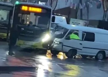 Bursa’da zincirleme kaza: 3 yaralı