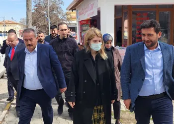 Malatya’da depremin izleri siliniyor