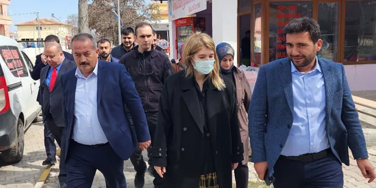 Malatya’da depremin izleri siliniyor
