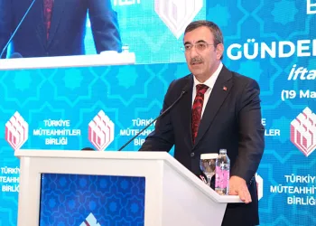 “Milyonlarca konutumuzu dönüştüreceğiz”